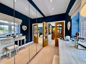 Photo 19- click for photo gallery